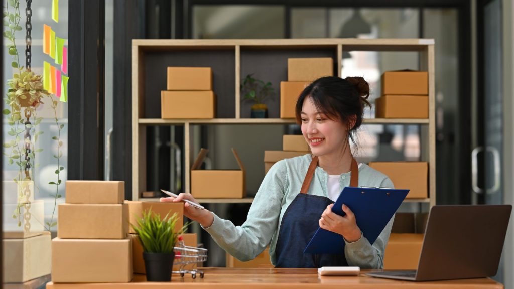 Mengenal Iklan Online Pengertian, Keuntungan dan Jenis Iklan online Mengenal Iklan Online