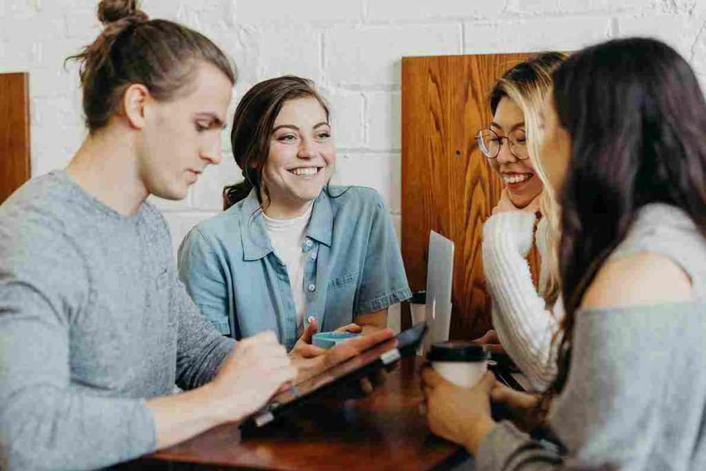 Perbedaan Digital Marketing Agency vs Creative Agency