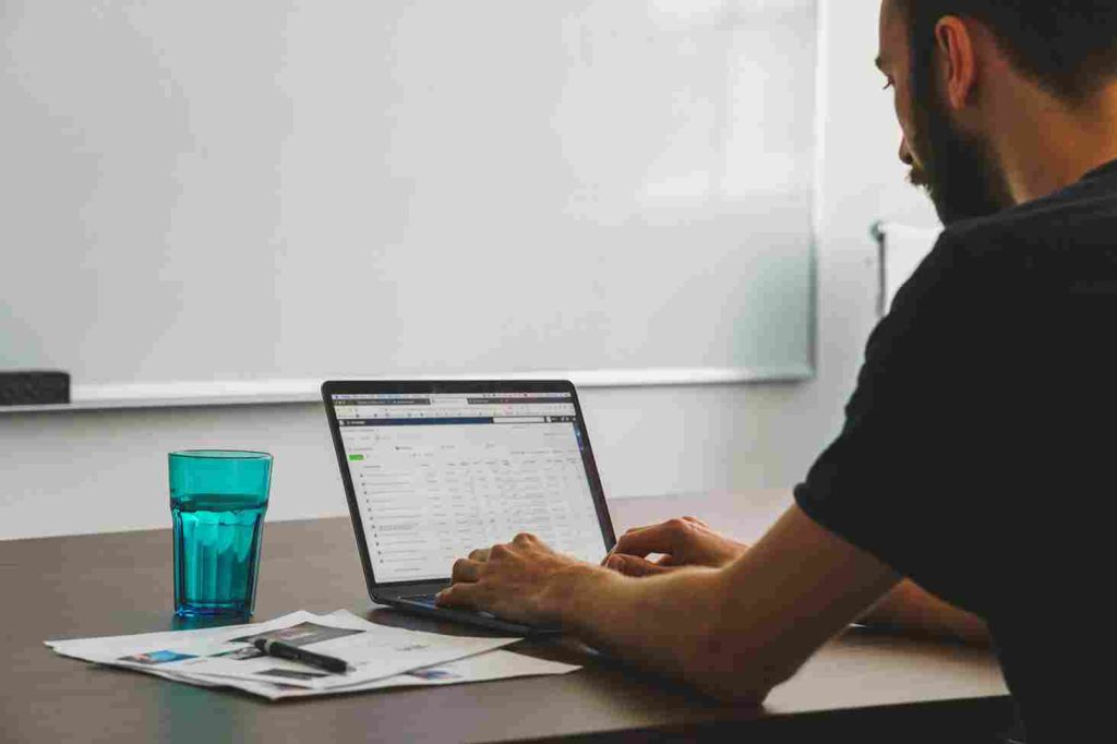 Performance Marketing : Apa Itu dan Gimana Cara Kerjanya?