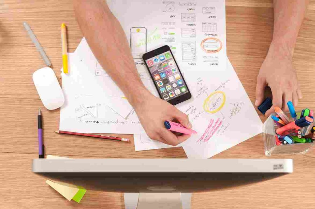 Perbedaan Content Marketing & Social Media Marketing