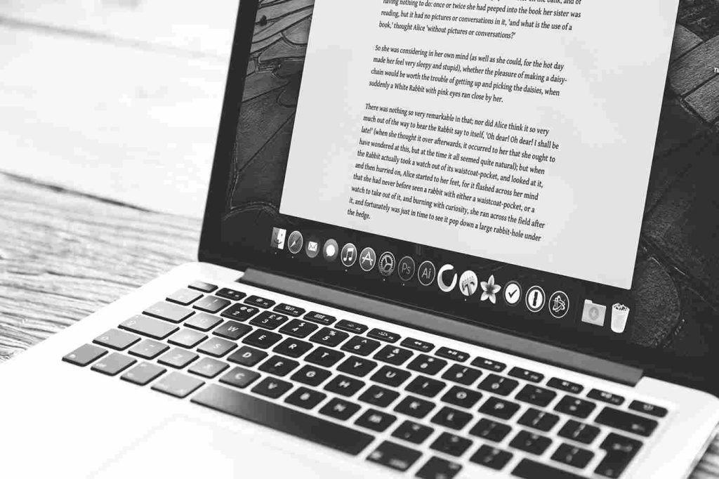 Apa Itu Copywriter : Pengertian, Tugas, Jenis, dan Skillnya!
