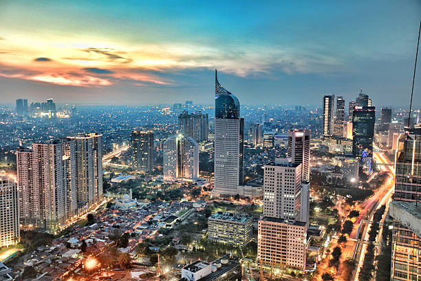 Jasa SEO Jakarta: Strategi Hyperlocal untuk Menang di Ibu Kota